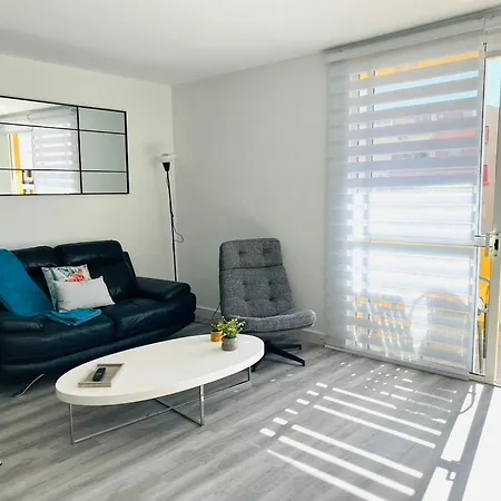 Linares - Playa De Cristianos 2 Bed Appartement