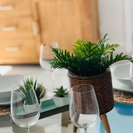 Linares - Playa De Cristianos 2 Bed Apartment Los Cristianos (Tenerife)