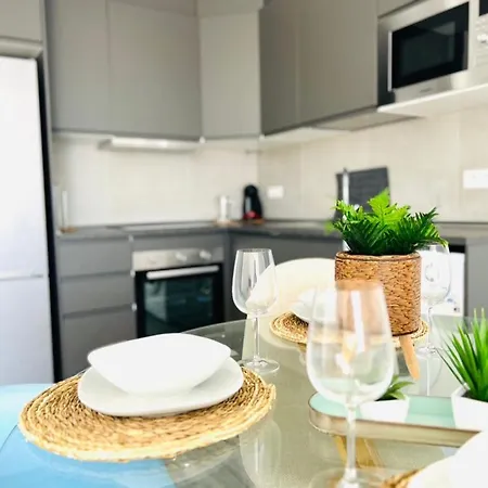 Linares - Playa De Cristianos 2 Bed Apartamento Los Cristianos (Tenerife)