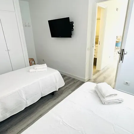 Apartamento Linares - Playa De Cristianos 2 Bed *