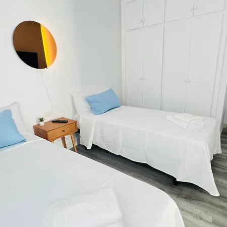 Apartment Linares - Playa De Cristianos 2 Bed *